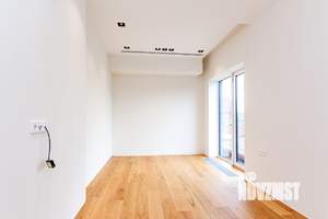 Дом 410м&sup2;, 2-этажный, участок 7 сот.  