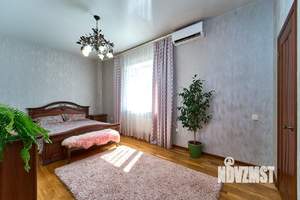 Дом 133м&sup2;, 2-этажный, участок 4 сот.  