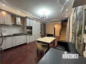 Дом 130м², 2-этажный, участок 3 сот.  