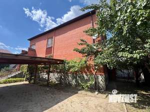 Дом 377м&sup2;, 3-этажный, участок 8 сот.  