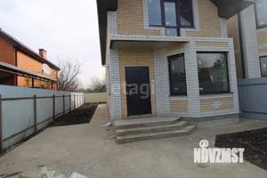 Дом 140м&sup2;, 2-этажный, участок 3 сот.  