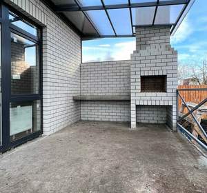 Дом 100м&sup2;, 1-этажный, участок 4 сот.  