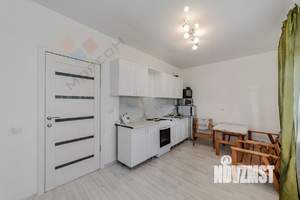 Дом 140м&sup2;, 2-этажный, участок 4 сот.  