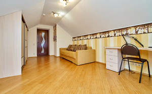 Дом 275м&sup2;, 2-этажный, участок 6 сот.  