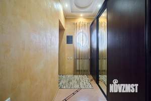 Дом 261м², 2-этажный, участок 5 сот.  