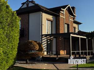 Коттедж 443м&sup2;, 3-этажный, участок 20 сот.  