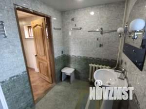 Дом 236м&sup2;, 3-этажный, участок 7 сот.  