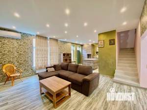 Таунхаус 140м&sup2;, 3-этажный, участок 2 сот.  