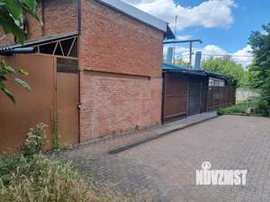 Дом 170м², 2-этажный, участок 3 сот.  