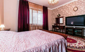 Дом 436м&sup2;, 2-этажный, участок 6 сот.  