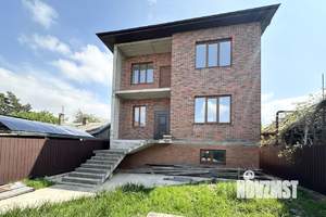 Дом 280м&sup2;, 2-этажный, участок 4 сот.  