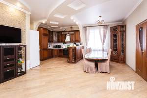 Дом 155м&sup2;, 2-этажный, участок 12 сот.  