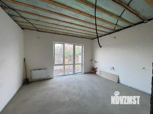 Дом 90м&sup2;, 2-этажный, участок 4 сот.  