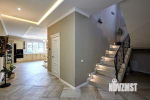 Дом 312м&sup2;, 2-этажный, участок 8 сот.  