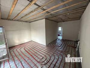 Дом 103м&sup2;, 1-этажный, участок 3 сот.  