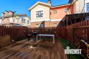 Таунхаус 85м&sup2;, 2-этажный, участок 1 сот.  