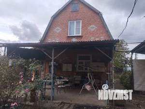Дом 60м&sup2;, 2-этажный, участок 4 сот.  