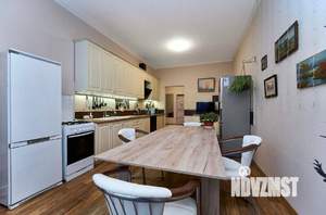 Дом 194м&sup2;, 2-этажный, участок 12 сот.  