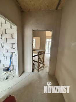 Дом 100м&sup2;, 2-этажный, участок 4 сот.  