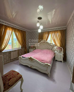 Дом 217м&sup2;, 3-этажный, участок 4 сот.  