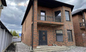 Дом 214м&sup2;, 2-этажный, участок 3 сот.  