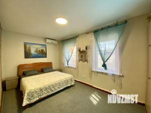 Дом 305м&sup2;, 2-этажный, участок 10 сот.  