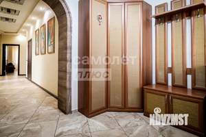 Дом 275м², 2-этажный, участок 7 сот.  