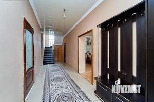 Дом 195м&sup2;, 2-этажный, участок 4 сот.  