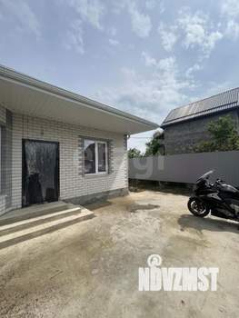 Дом 102м&sup2;, 1-этажный, участок 4 сот.  