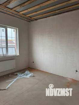 Дом 100м&sup2;, 1-этажный, участок 4 сот.  