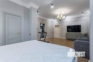 Дом 245м², 2-этажный, участок 4 сот.  