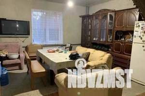 Дом 110м&sup2;, 2-этажный, участок 8 сот.  