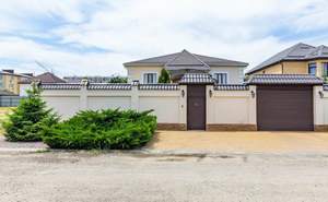 Дом 459м&sup2;, 2-этажный, участок 8 сот.  