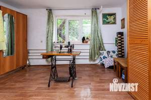 Дом 70м&sup2;, 2-этажный, участок 5 сот.  