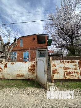 Дом 66м², 2-этажный, участок 6 сот.  