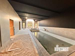 Дом 1500м&sup2;, 3-этажный, участок 16 сот.  