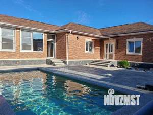 Дом 217м&sup2;, 1-этажный, участок 8 сот.  