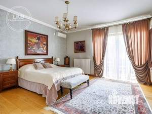 Дом 360м², 2-этажный, участок 5 сот.  