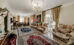 Дом 164м&sup2;, 2-этажный, участок 4 сот.  