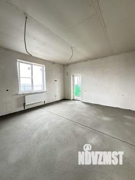 Дом 100м&sup2;, 1-этажный, участок 6 сот.  