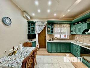 Дом 190м², 2-этажный, участок 2 сот.  