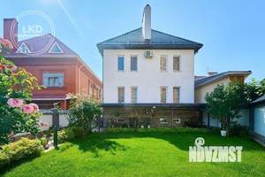 Дом 260м², 3-этажный, участок 5 сот.  