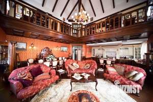 Дом 892м², 2-этажный, участок 19 сот.  