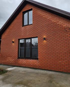 Дом 126м&sup2;, 2-этажный, участок 3 сот.  