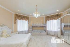 Дом 596м², 2-этажный, участок 9 сот.  