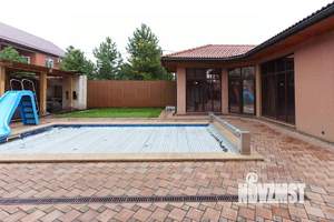 Дом 285м&sup2;, 2-этажный, участок 15 сот.  