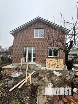 Дом 100м&sup2;, 2-этажный, участок 4 сот.  