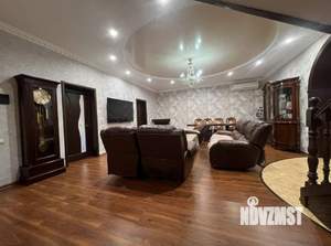 Дом 290м&sup2;, 2-этажный, участок 6 сот.  