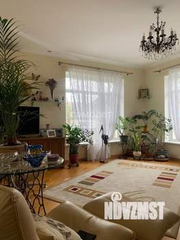 Дом 224м², 2-этажный, участок 5 сот.  