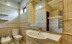 Дом 262м&sup2;, 2-этажный, участок 6 сот.  